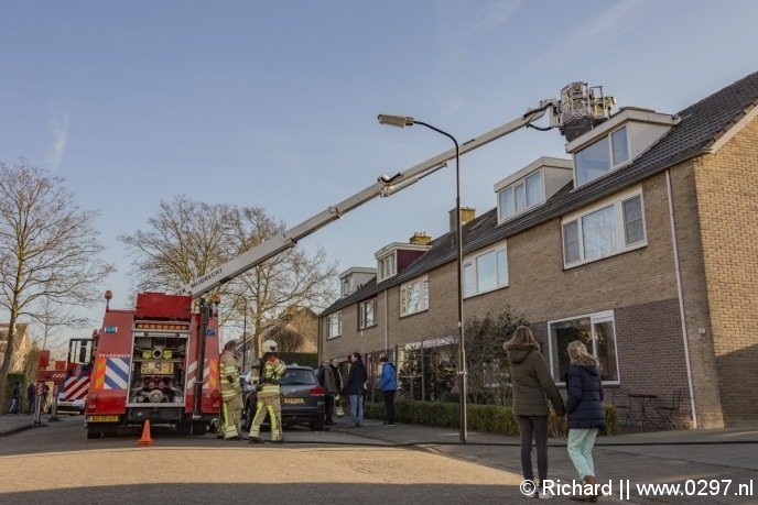 Schoorsteenbrand in Wilnis - Peter Hotnews