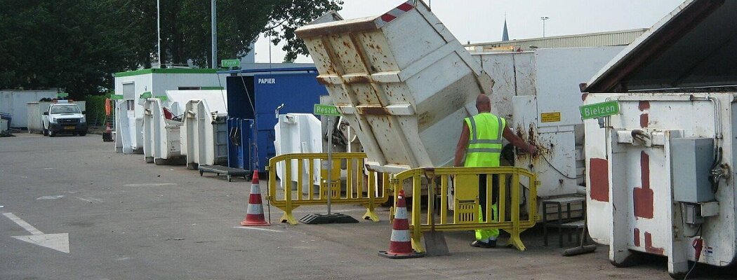Afvalbrengstations gesloten op Koningsdag