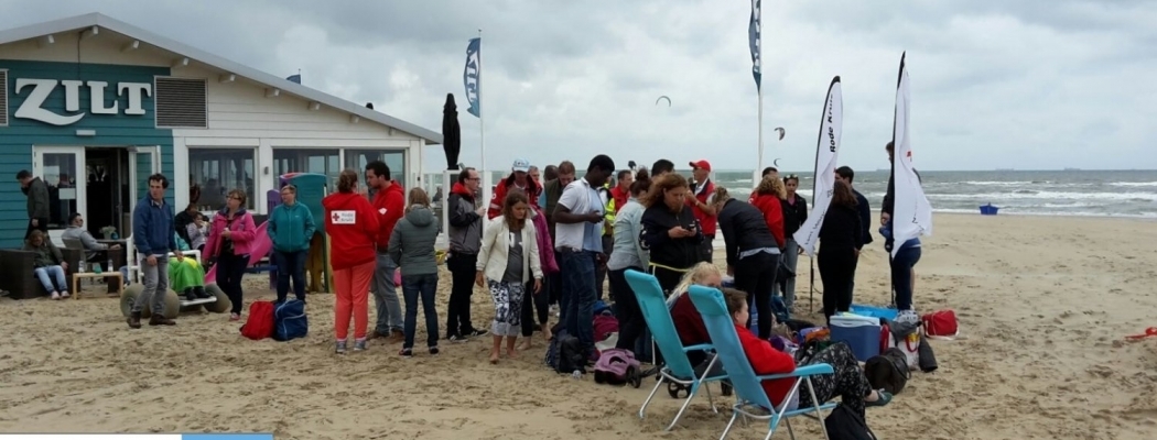 Rode Kruis organiseerde een dagje naar het strand voor mensen met een beperking