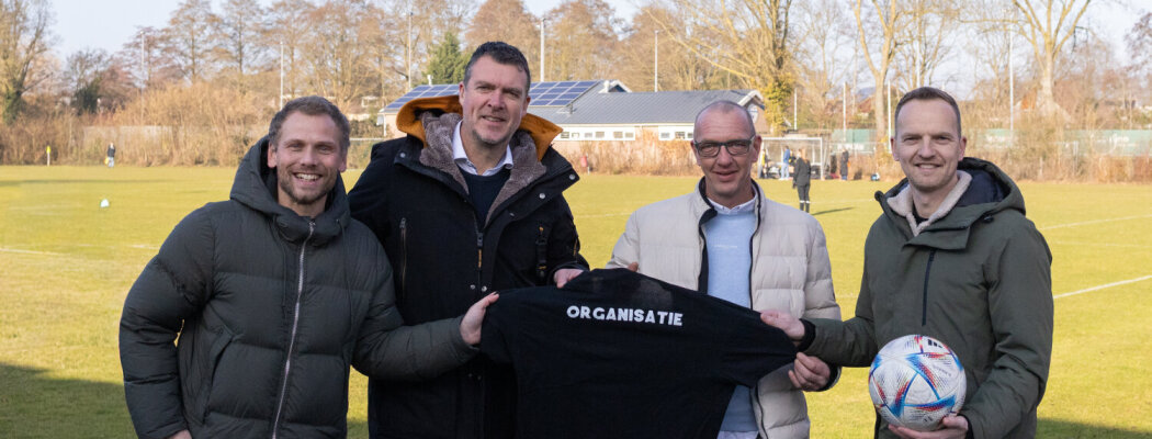 De bal blijft rollen: nieuw team gaat schoolvoetbal organiseren